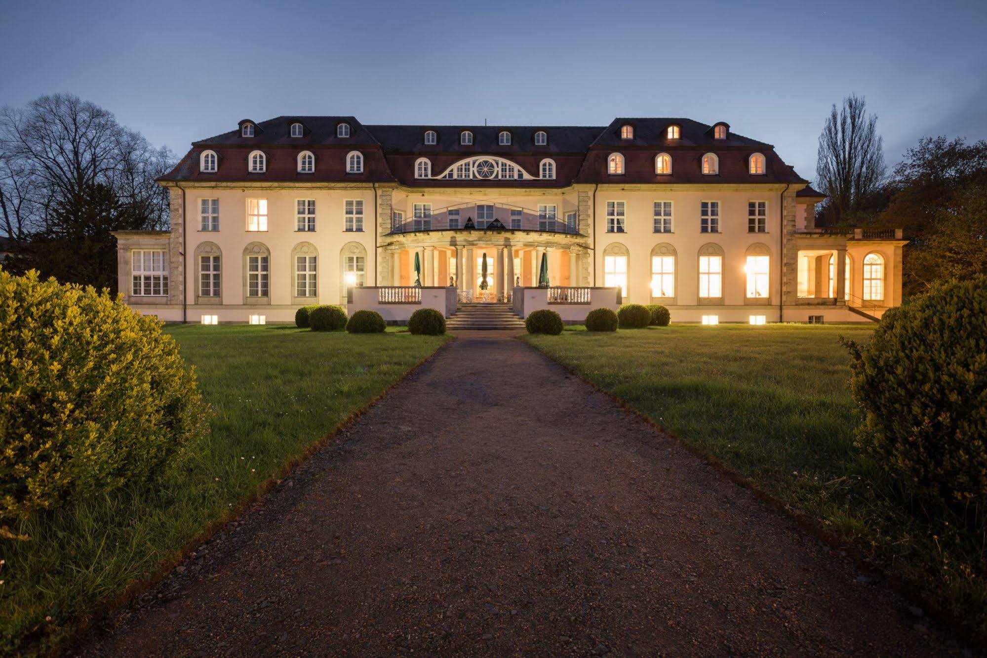 Hotel Schloss Storkau Exterior photo